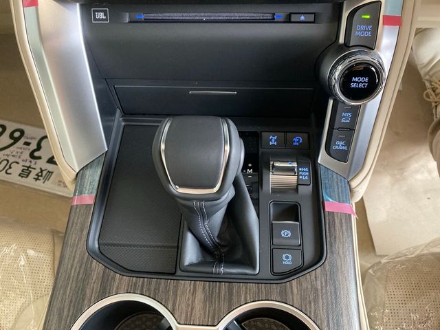 TOYOTA LANDCRUISER WAGON 2023 Image 31