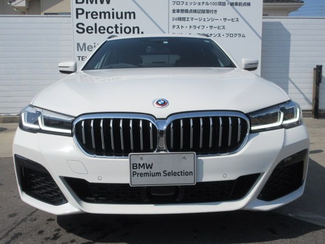 BMW 5SERIES TOURING 2022 Image 31