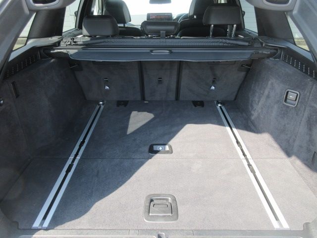 BMW 5SERIES TOURING 2022 Image 31