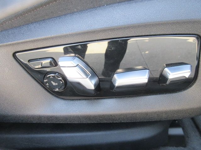 BMW 5SERIES TOURING 2022 Image 31