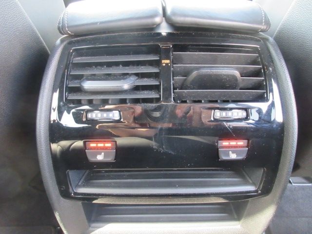 BMW 5SERIES TOURING 2022 Image 31