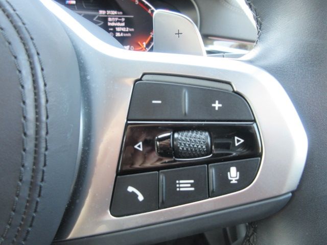 BMW 5SERIES TOURING 2022 Image 31