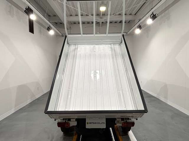 DAIHATSU HIJET TRUCK 4WD 2017 Image 31