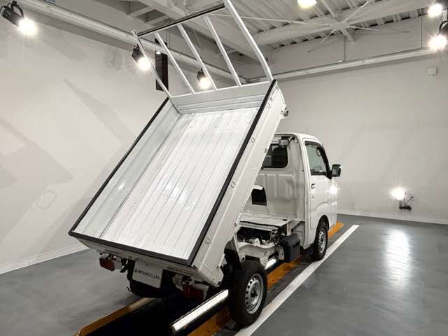 DAIHATSU HIJET TRUCK 4WD 2017 Image 31