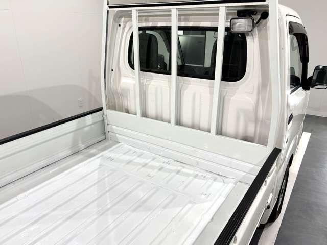 DAIHATSU HIJET TRUCK 4WD 2017 Image 31