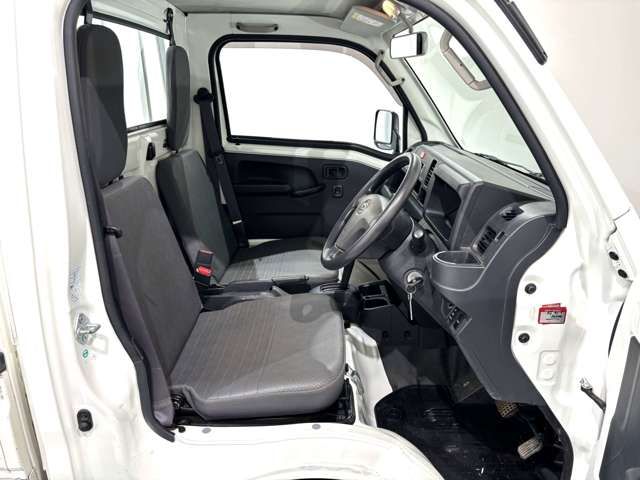 DAIHATSU HIJET TRUCK 4WD 2017 Image 31