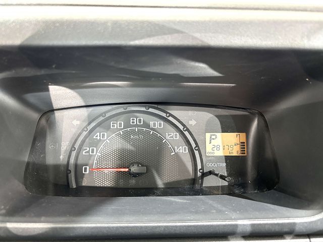 DAIHATSU HIJET TRUCK 4WD 2017 Image 31