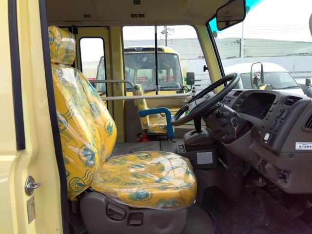 MITSUBISHI ROSA 2016 Image 31