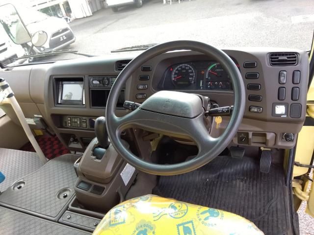 MITSUBISHI ROSA 2016 Image 31