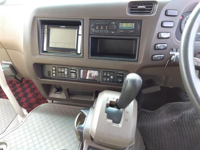 MITSUBISHI ROSA 2016 Image 31