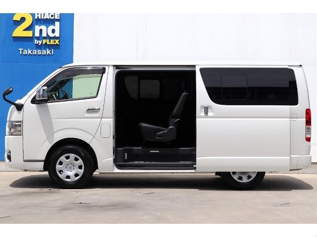 TOYOTA HIACE VAN 2WD 2020 Image 31