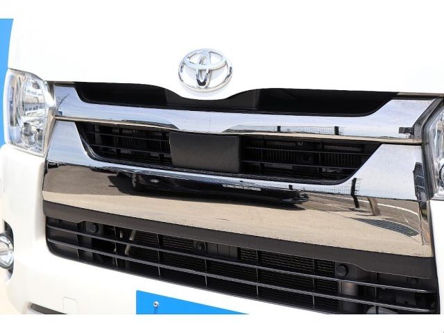 TOYOTA HIACE VAN 2WD 2020 Image 31