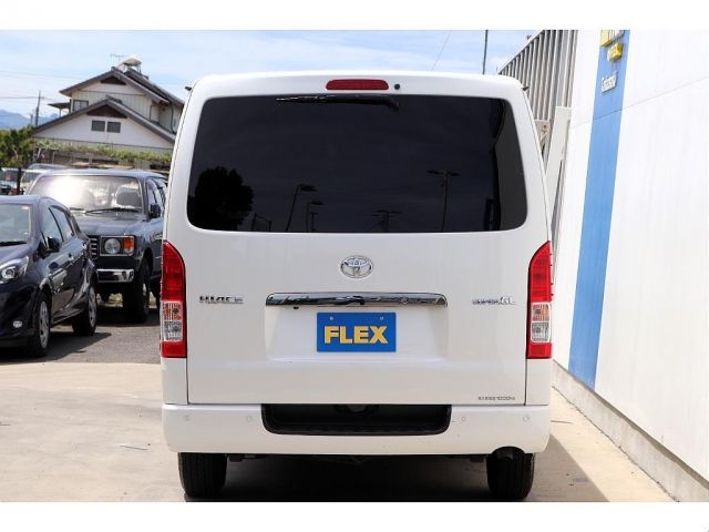 TOYOTA HIACE VAN 2WD 2020 Image 31