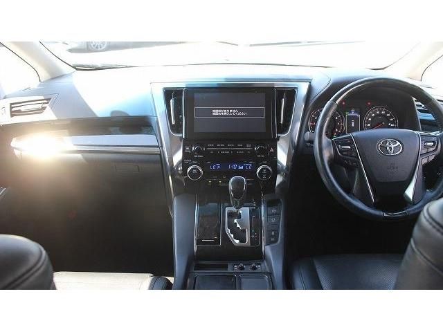 TOYOTA VELLFIRE 2015 Image 31