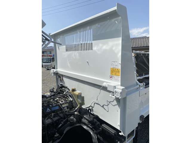 MITSUBISHI CANTER 2012 Image 31