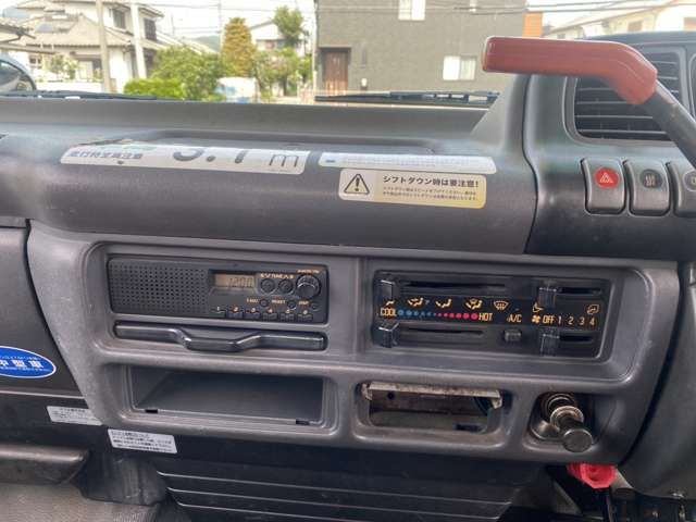 ISUZU ELF 2006 Image 31