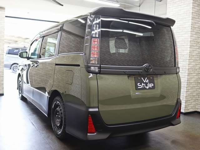 TOYOTA VOXY 2014 Image 31