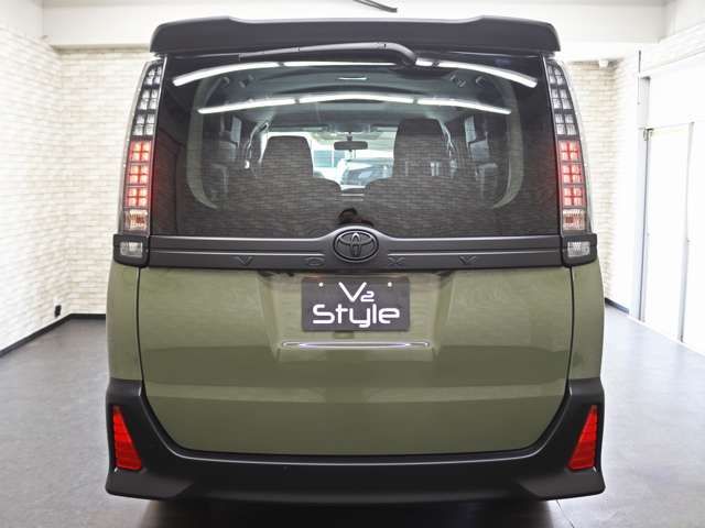 TOYOTA VOXY 2014 Image 31