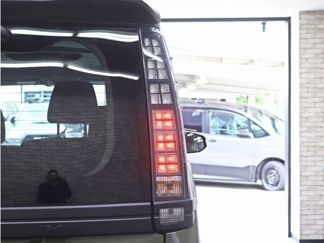 TOYOTA VOXY 2014 Image 31