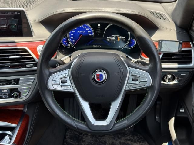 ALPINA B7 2016 Image 31