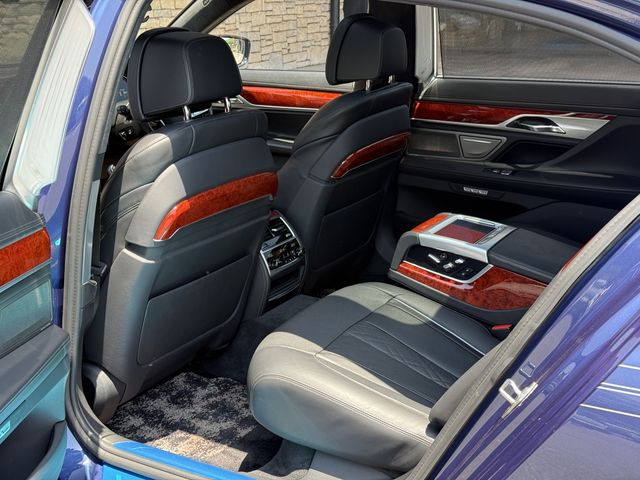 ALPINA B7 2016 Image 31