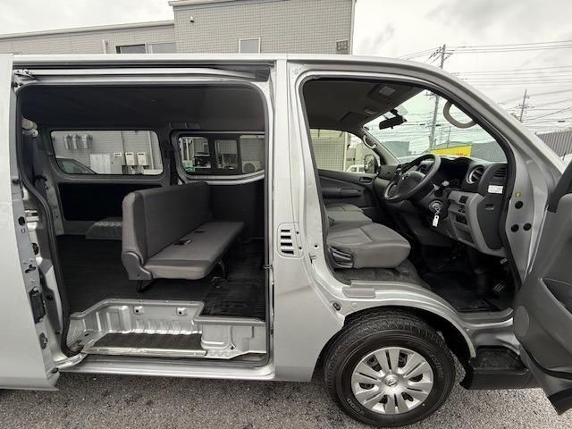 NISSAN NV350 CARAVAN 2020 Image 31