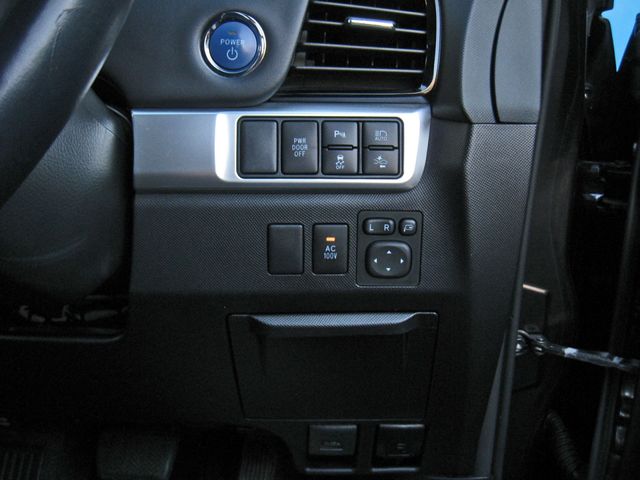 TOYOTA ESTIMA HYBRID 4WD 2017 Image 31