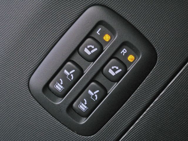 TOYOTA ESTIMA HYBRID 4WD 2017 Image 31