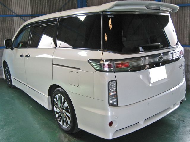 NISSAN ELGRAND  4WD 2017 Image 31