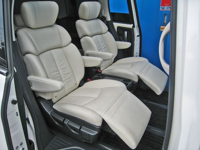 NISSAN ELGRAND  4WD 2017 Image 31