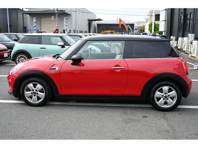 BMW MINI COOPER 2018 Image 31