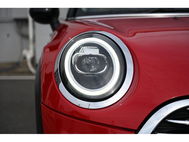 BMW MINI COOPER 2018 Image 31