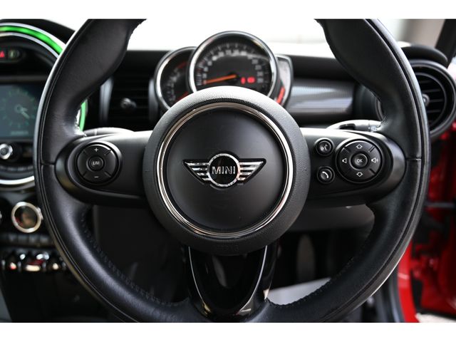 BMW MINI COOPER 2018 Image 31