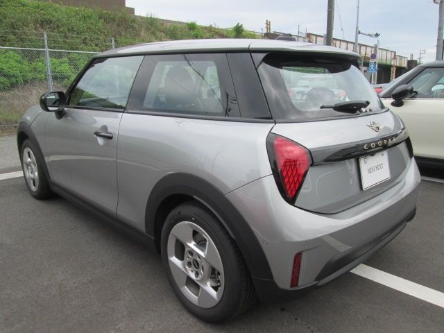 BMW MINI COOPER 2024 Image 31