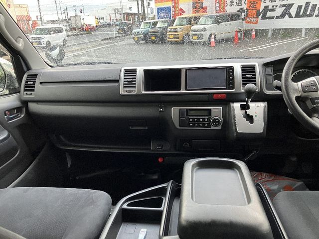 TOYOTA REGIUSACE VAN 4WD 2015 Image 31