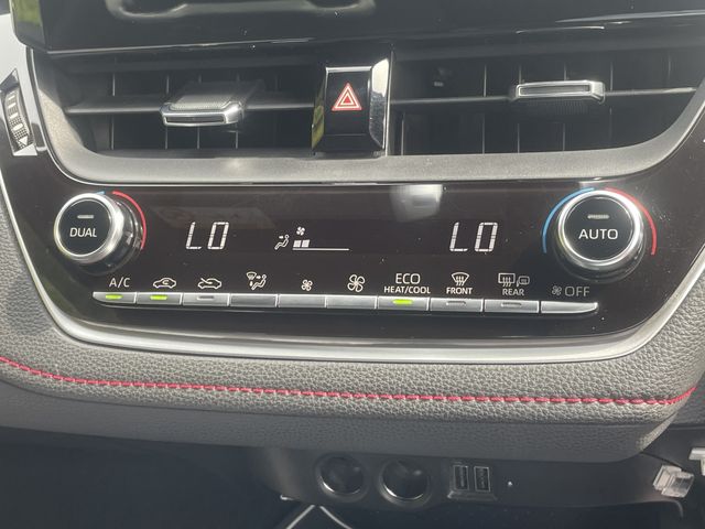 TOYOTA COROLLA SPORT 2018 Image 31