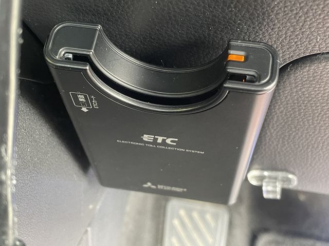 TOYOTA COROLLA SPORT 2018 Image 31