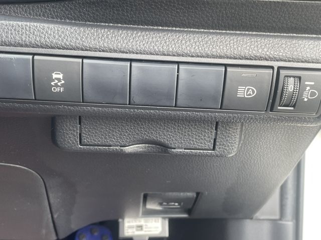 TOYOTA COROLLA SPORT 2018 Image 31