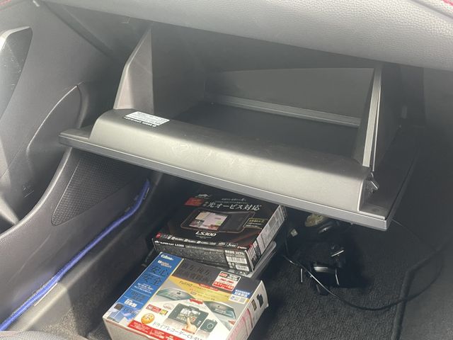 TOYOTA COROLLA SPORT 2018 Image 31