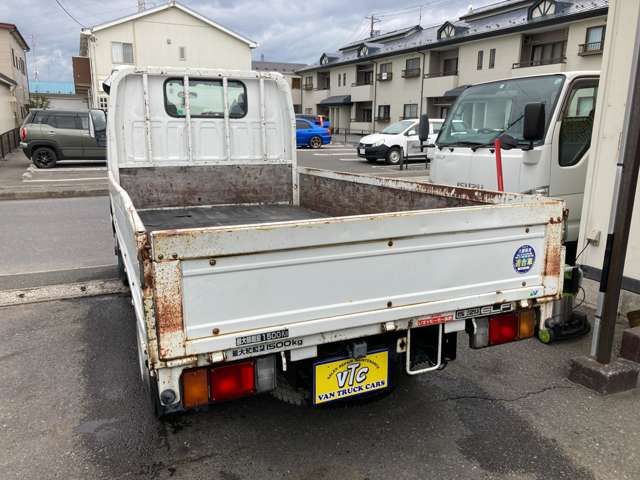 ISUZU  2004 Image 31