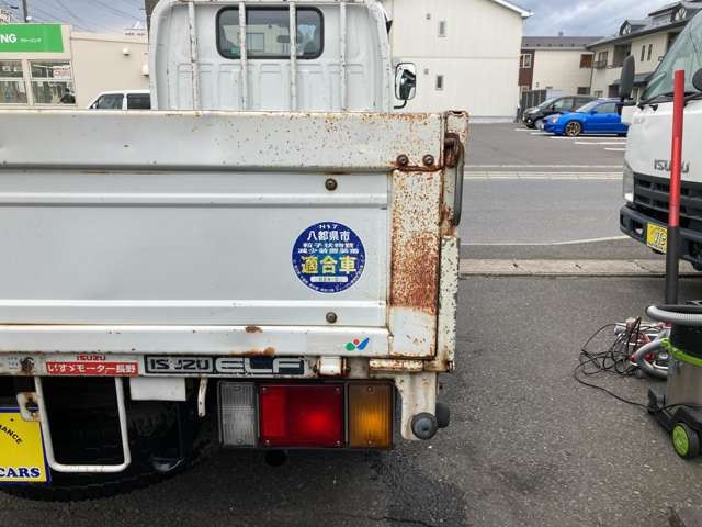 ISUZU  2004 Image 31