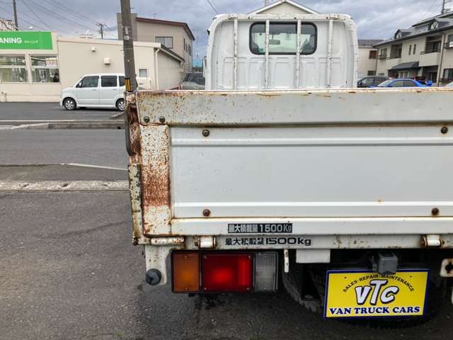 ISUZU  2004 Image 31