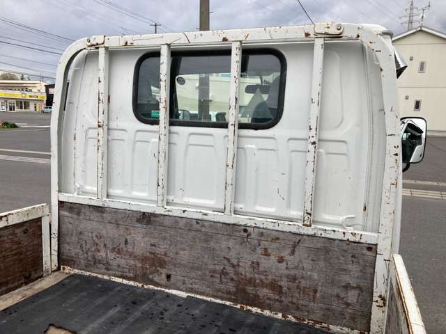 ISUZU  2004 Image 31