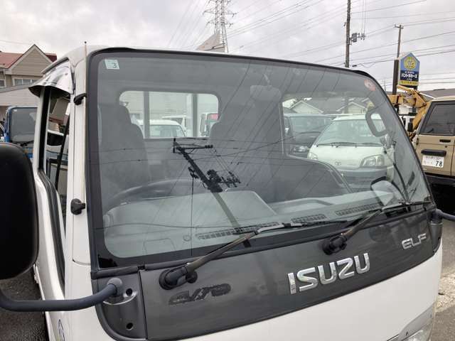 ISUZU  2004 Image 31