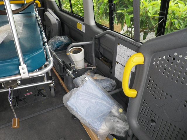 TOYOTA HIACE VAN 2WD 2006 Image 31