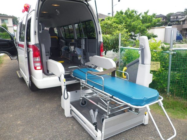 TOYOTA HIACE VAN 2WD 2006 Image 31