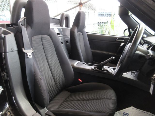 MAZDA ROADSTER 2005 Image 31