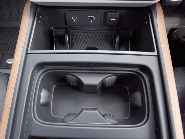 ROVER DEFENDER 2022 Image 31