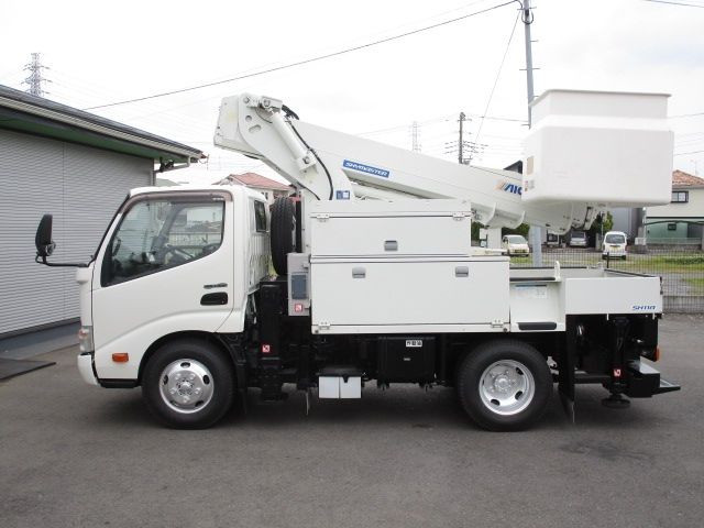 HINO DUTRO 2013 Image 31