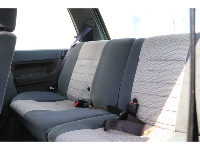 RENAULT CINQ(5) 1992 Image 31